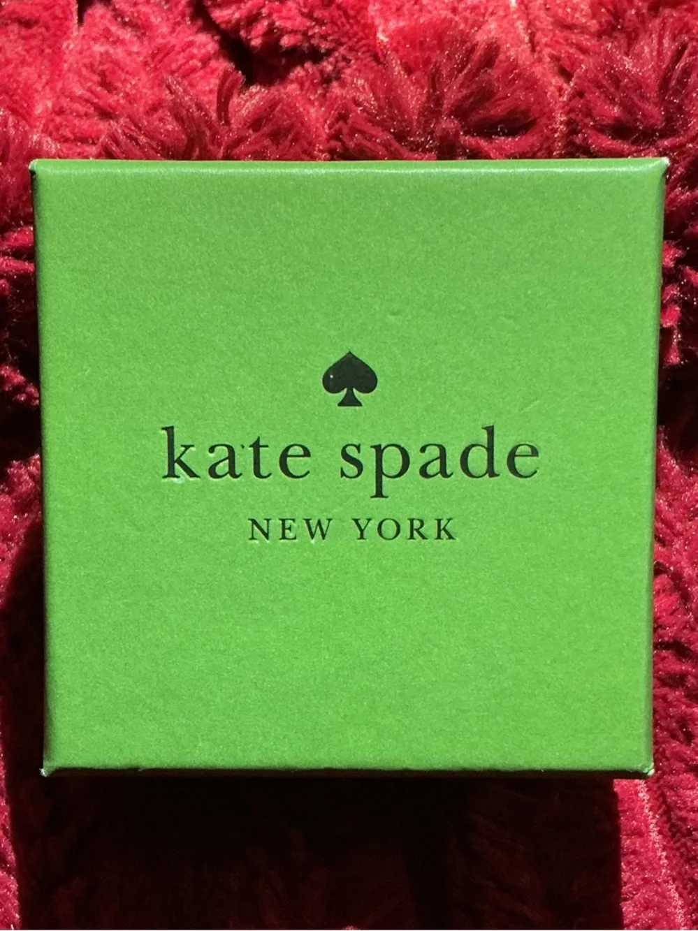 ♠️kate spade Gold and Black Scalloped Stud Earrings
